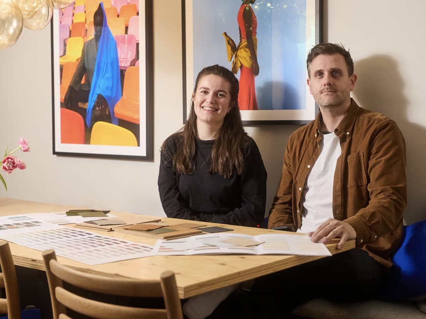 Thea og André hjemme på Sagene – snart bytter de 58 kvm med en romslig fireroms på Kampenhagen.